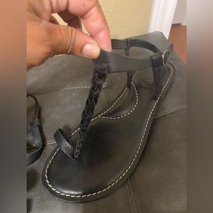 Fossil leather sandals 8